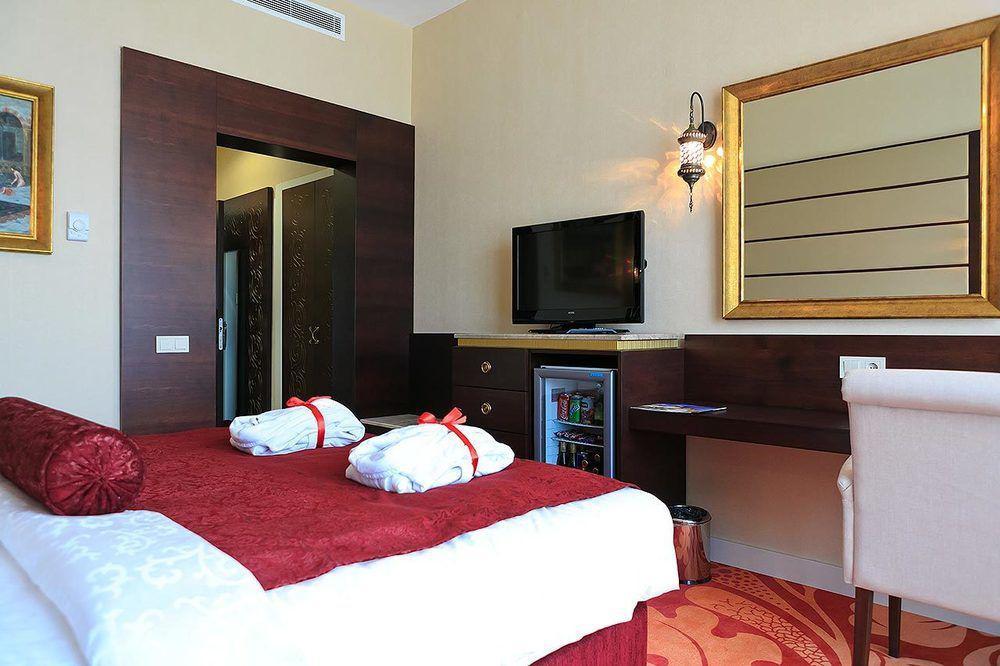 Kronos Hotel Golbasi  Bagian luar foto