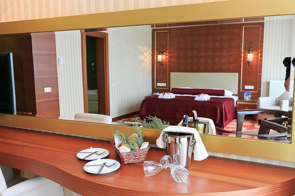 Kronos Hotel Golbasi  Bagian luar foto